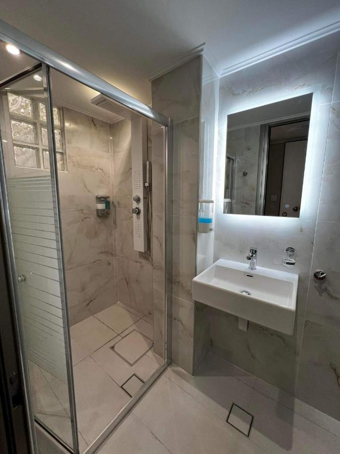 Atlantis Apartments Artemida  Bagian luar foto