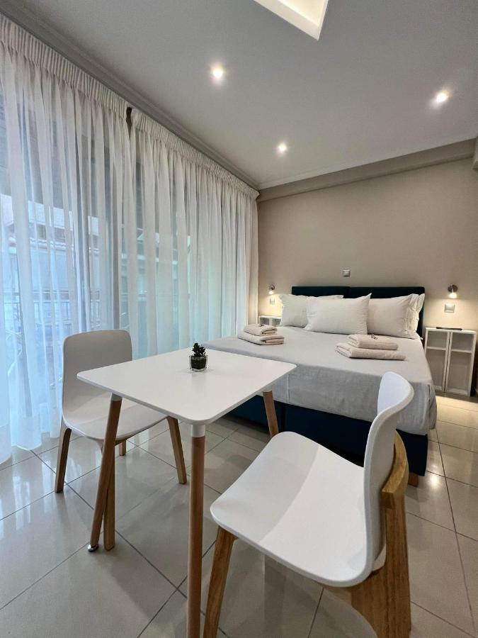 Atlantis Apartments Artemida  Bagian luar foto