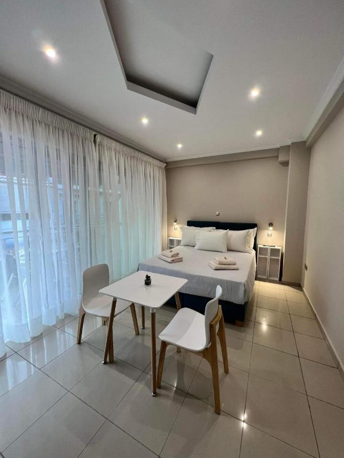 Atlantis Apartments Artemida  Bagian luar foto